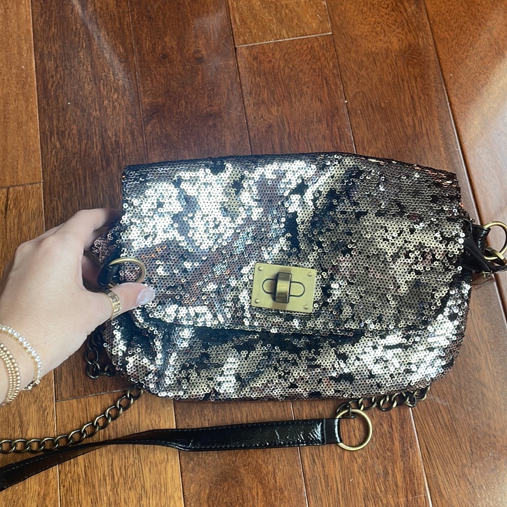 Sequenced Bag - image 3